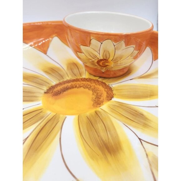 222 Fifth Ceramic Spring Daisy Fruit Salad Serving Bowl Set of 2 - Picture 2 of 13